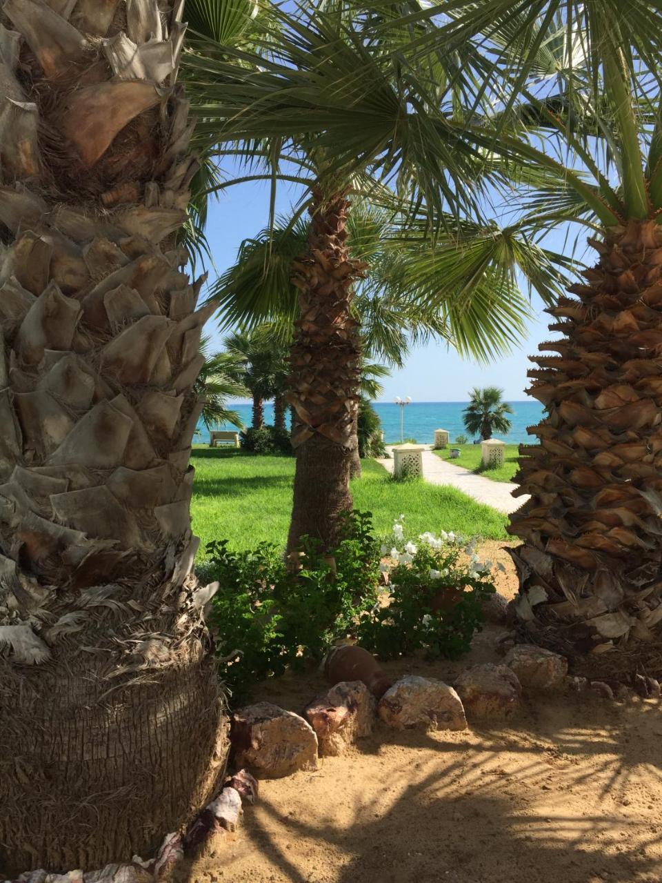 Apartment La Mer Carrement A Vos Pieds Hammamet
